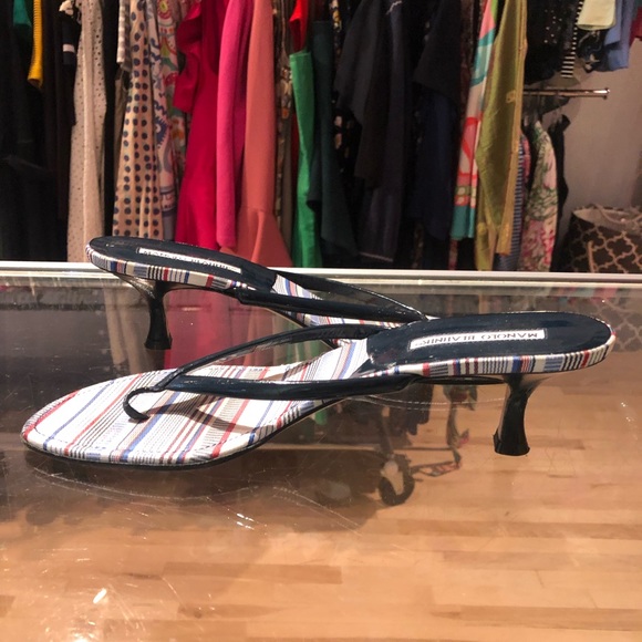 🥰 Manolo Blahnik kitten heels🥰 - Picture 11 of 12